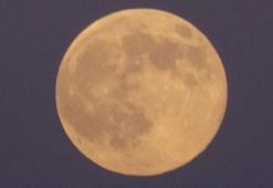 Van semalarında 2025 yılının son dolunayı g&#246;rsel ş&#246;len sundu