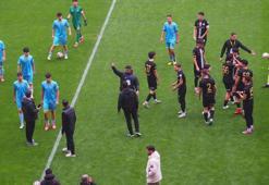 Yeni Malatyaspor-Isparta 32 Spor maçı tatil edildi