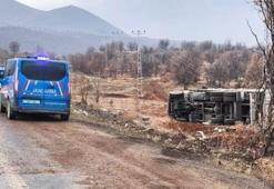 Malatya'da sürücüsünün kontrolünden çıkan kamyon devrildi: 1 yaralı