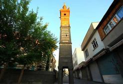 Dört Ayaklı Minare