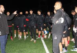 Denizli İdmanyurdu'nda Özcan Sert: Yüz yılda bir olacak olay bizim başımıza geldi