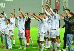 Altay, İzmir Çoruhlu FK'ya bileniyor