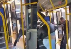 Bursa'da satırlı saldırgan dehşeti: Saklandığı evde yakalandı