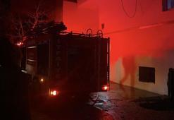 Şanlıurfa Siverek'te apartmanda çıkan yangında 9 kişi dumandan etkilendi