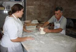 Aydın'da patron yetiştiren pideci! 45 yıldır çırakları iş yeri sahibi yapıyor