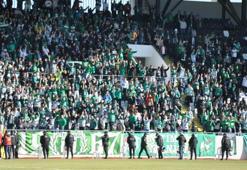 Bursaspor taraftarı gündem oldu: Bursa mı deplasman mı?