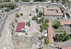 Diyarbakır'da tarihin akşını değiştirecek yeni keşif! Surların altından çıktı: Adeta bir zaman makinası