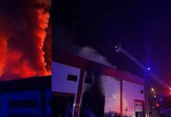 Kayseri’de mobilya atölyesinde yangın çıktı