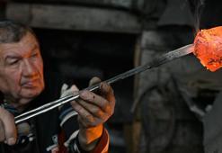 Manisalı usta babasıyla başladı şimdi oğluyla üretmeye devam ediyor! Yurt içi ve yurt dışından sipariş yağıyor