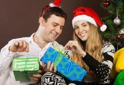 Kadına ve Erkeğe Yılbaşı Hediyeleri: Kişiye Özel Seçenekler