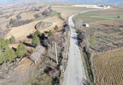 "Benim arazim" dedi, köy yolunu kestirdi! Bu yolu kullananlar şimdi çözüm bekliyor