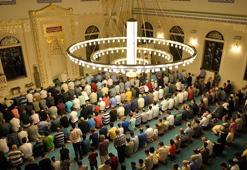 Regaip Kandili gecesi kılınacak namazlar! Diyanet 2025 Regaip Kandili ibadetleri (Kaç rekat namaz kılınır?)