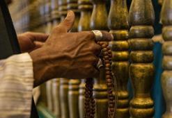 Regaip Kandili'nde zikirler nasıl yapılır? Regaip Kandili'nde yapılan zikirler nelerdir? Regaip Kandili'nde zikirler neden yapılır?