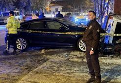 Erzincan'da iki otomobil çarpıştı 5 kişi yaralandı