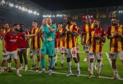 Göztepe'de 2 oyuncu yakın markajda! Avrupa devleri bile peşlerine düştü