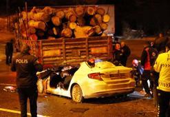 Kastamonu'da korkunç kaza: Tıra çarpan otomobildeki 1 kişi öldü, 2 kişi yaralandı