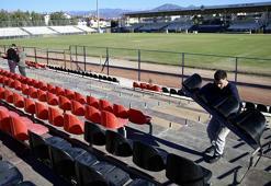 Fethiye İlçe Stadı'nda Galatasaray maçı hazırlığı devam ediyor! 3 bin kişilik portatif tribün kuruluyor