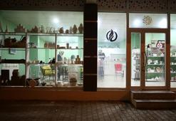 Muş'ta bir yılda iki defa kanseri yenen kadın açtığı atölye ile hayata tutunuyor