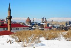 Dünya devleri Erzurum'a odaklandı: Arşivde ortaya çıktı! 5 şehirde petrol izni istediler