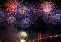 1 Ocak resmi tatil mi? Okullar, bankalar ve kamu kurumları açık mı? 31 Aralık yarım gün mü? İşte yılbaşı resmi tatil tarihleri