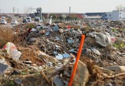 Adana merkezindeki arazi, çöp ve moloz doldu