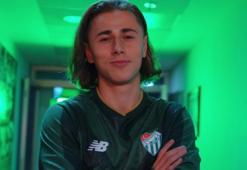 Bursaspor transfere ara vermiyor! Orta saha oyuncusu yıl sonuna kadar kiralandı