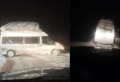 Siirt Pervari'de mahsur kalan 22 vatandaş, 3 saatlik çalışmanın ardından kurtarıldı