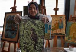 Trabzonlu öğretmen unutulmaya yüz tutmuş o sanatı yaşatmaya başladı: İpek üzerine işliyor!