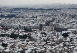 Eskişehir'de su şebekeleri bile dondu! "Yıllar sonra ilk kez böyle bir soğuk gördük"