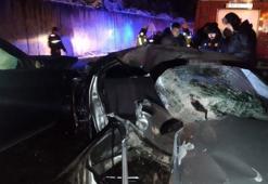 Türkeli-Ayancık karayolunda iki otomobil kafa kafaya çarpıştı: 2 ölü, 3 yaralı