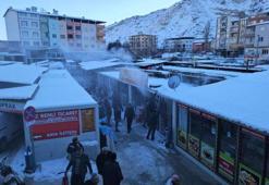 Malatya Darende’de konteyner çarşıda korkutan yangın