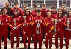 Denizlili sporcu yüzmede üç Türkiye rekoru kırdı