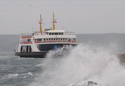 Bozcaada ve Gökçeada'ya bazı feribot seferleri iptal edildi