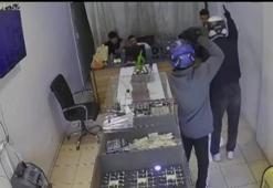 Hatay'ın altın rezervini çökerttiler! 3 dakikada 3 kilo altın çaldılar