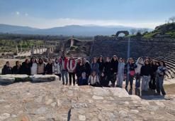 Aydın'da gençler, tarih dolu bir gün geçirdi