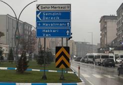 Yoğun yağış Yüksekova'da uçuşları durdurdu!