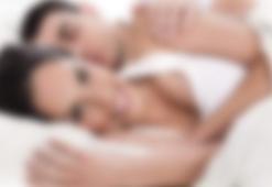 8 yıllık kocasını aldattı! Gerçeği arkadaşından öğrendi: İki kişiyle ilişkiye girmiş