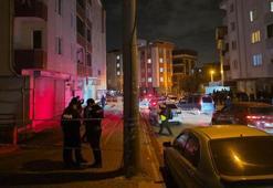 Kocaeli Gebze’de 5 katlı bina, girişinde oluşan çukur nedeniyle tahliye edildi