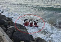 Bursa’da kontrolden çıkan elektrikli motosiklet denize düştü; 2 yaralı