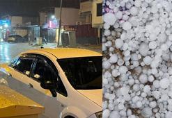 Hatay'da dolu yağışı şehri beyaza bürüdü