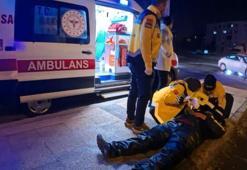 Aksaray’da buzlu yolda motosiklet kaydı, yola savrulan kurye yaralandı