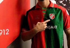 Karşıyaka 2 transfer bombasını birden açıkladı