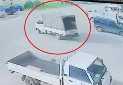 Bursa'da saatteki hızı 105,5 kilometreye ulaşan fırtına hayatı olumsuz etkiledi