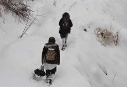 Kahramanmaraş'ta okullar tatil mi? Yarın okul var mı? 12 Ocak Pazartesi günü Kahramanmaraş'ta okullar tatil edildi mi? Valilik duyurdu