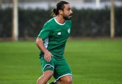 Bursaspor’da Halil Akbunar yıktı geçti