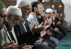 Tevbe ve İstiğfar Nedir, Nasıl Yapılır ve Kaç Defa Çekilir? Miraç Kandili Gecesi Günahlardan Tövbe Nasıl Edilir?