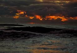 Samandağ'da yağmur sonrası sahilde kartpostallık görüntüler