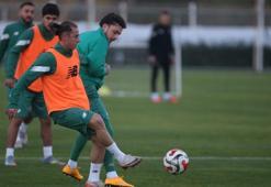 Bursaspor'da Enes Çelik müjdeli haberi verdi: Bonservisini aldık