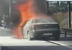 TEM'de hareketli dakikalar! Alev alev yanan araç hurdaya döndü