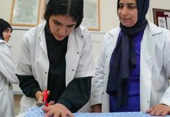 Diyarbakır'da lise resmen fabrikaya döndü! Öğrenciler para basıyor, 50 milyon lira ciro yaptılar